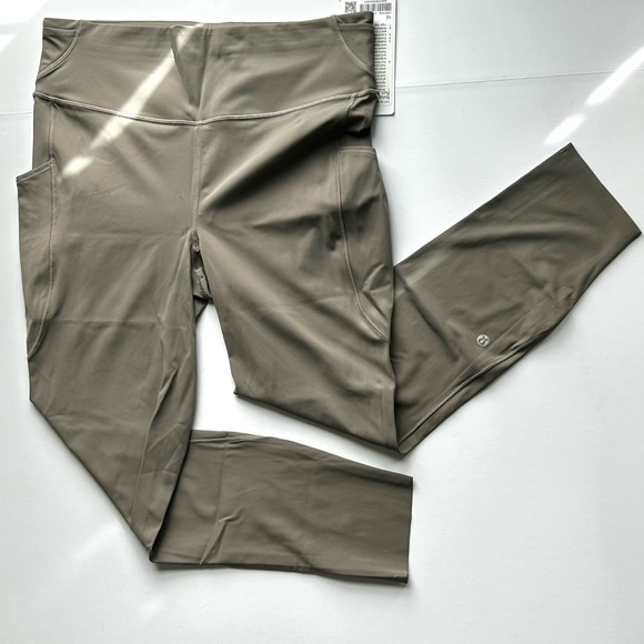 🍂NWT Lululemon Nulux 25” Run Tight. Color: Carbon Dust. Size: 12 - Picture 2 of 14